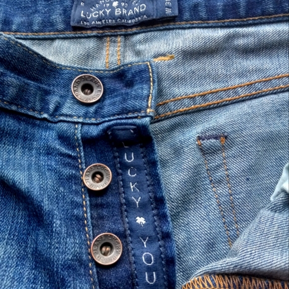 Lucky Brand jeans - Picture 2 of 3